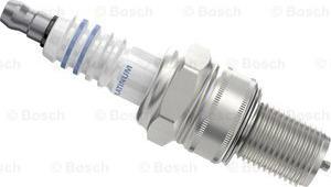 BOSCH 0 241 247 500 - Candela accensione www.autoricambit.com