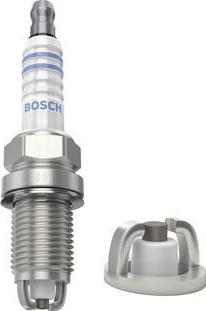 BOSCH 0 241 235 751 - Candela accensione www.autoricambit.com