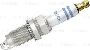 BOSCH 0 241 235 735 - Candela accensione www.autoricambit.com