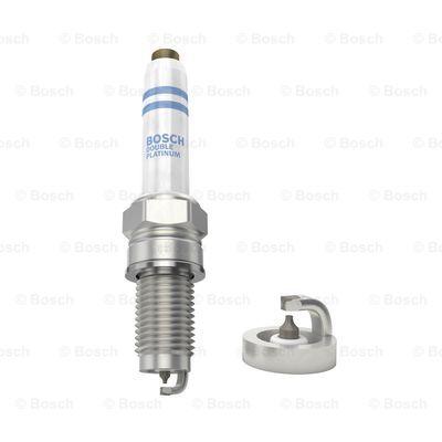 BOSCH 0 242 145 565 - Candela accensione www.autoricambit.com