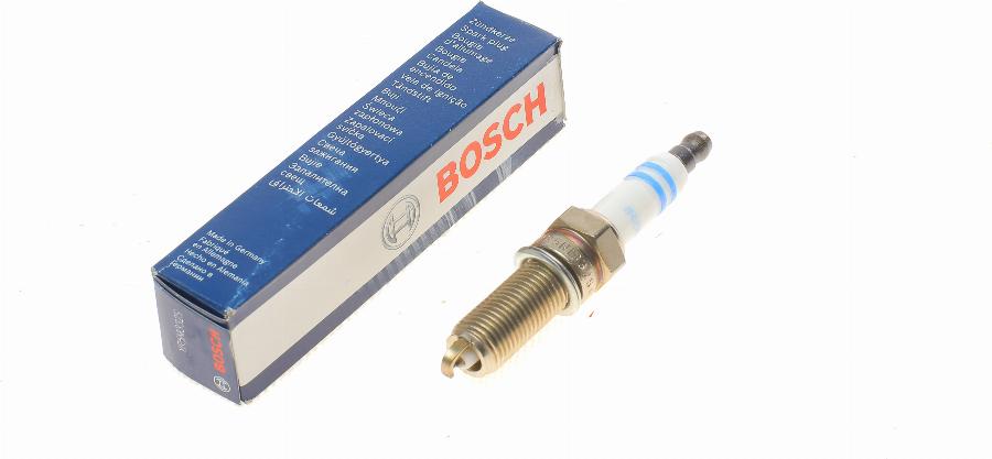 BOSCH 0 242 145 510 - Candela accensione www.autoricambit.com