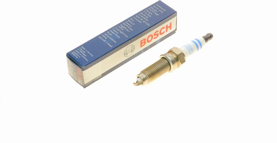 BOSCH 0 242 140 528 - Candela accensione www.autoricambit.com