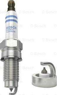 BOSCH 0 242 135 510 - Candela accensione www.autoricambit.com