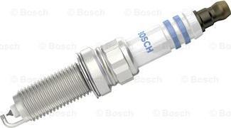 BOSCH 0 242 135 518 - Candela accensione www.autoricambit.com