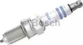 BOSCH 0 242 135 802 - Candela accensione www.autoricambit.com