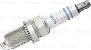 BOSCH 0 242 245 536 - Candela accensione www.autoricambit.com