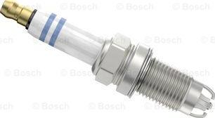 BOSCH 0 242 240 590 - Candela accensione www.autoricambit.com