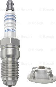 BOSCH 0 242 240 569 - Candela accensione www.autoricambit.com