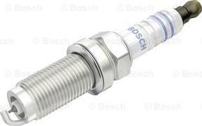 BOSCH 0 242 240 698 - Candela accensione www.autoricambit.com