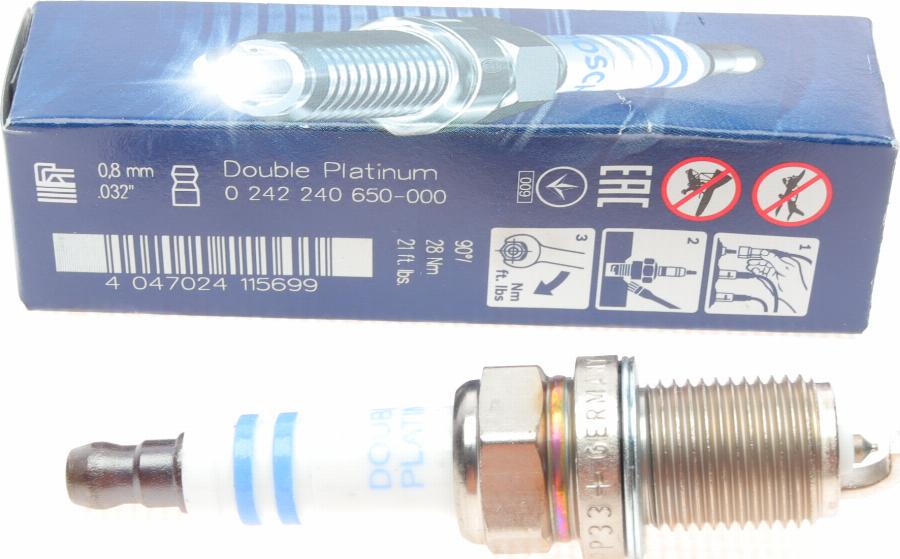 BOSCH 0 242 240 650 - Candela accensione www.autoricambit.com