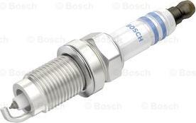 BOSCH 0 242 236 566 - Candela accensione www.autoricambit.com