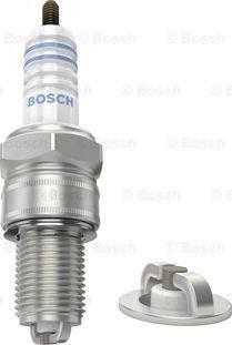 BOSCH 0 242 235 650 - Candela accensione www.autoricambit.com