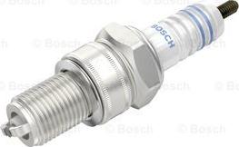 BOSCH 0 242 235 650 - Candela accensione www.autoricambit.com