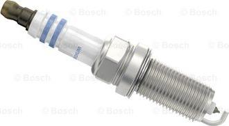 BOSCH 0 242 235 769 - Candela accensione www.autoricambit.com