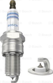 BOSCH 0 242 236 648 - Candela accensione www.autoricambit.com