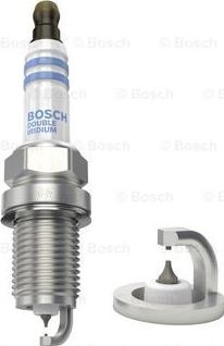 BOSCH 0 242 236 642 - Candela accensione www.autoricambit.com