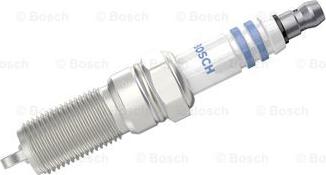 BOSCH 0 242 230 530 - Candela accensione www.autoricambit.com