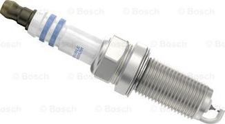 BOSCH 0 242 236 605 - Candela accensione www.autoricambit.com