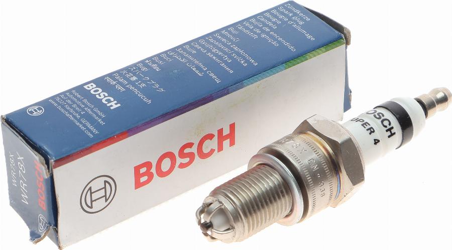 BOSCH 0 242 232 505 - Candela accensione www.autoricambit.com