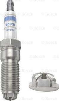 BOSCH 0 242 232 514 - Candela accensione www.autoricambit.com