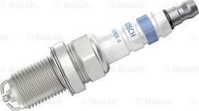 BOSCH 0 242 232 801 - Candela accensione www.autoricambit.com