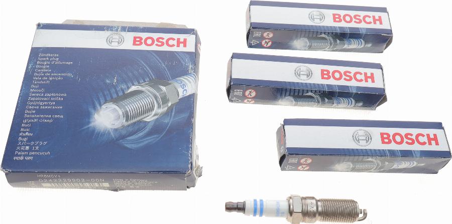 BOSCH 0 242 229 902 - Candela accensione www.autoricambit.com