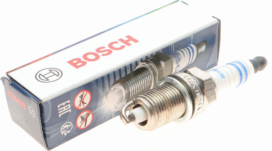 BOSCH 0 242 229 576 - Candela accensione www.autoricambit.com