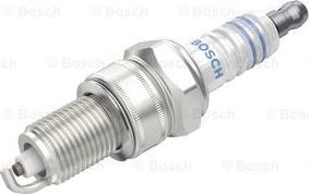 BOSCH 0 242 225 610 - Candela accensione www.autoricambit.com