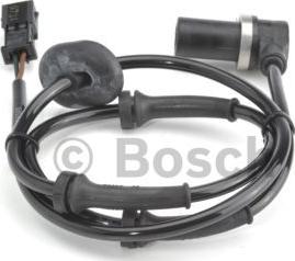 BOSCH 0 265 006 569 - Sensore, N° giri ruota www.autoricambit.com