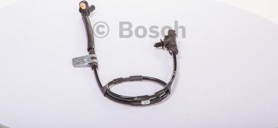 BOSCH 0 265 008 733 - Sensore, N° giri ruota www.autoricambit.com