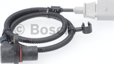 BOSCH 0 261 210 177 - Generatore di impulsi, Albero a gomiti www.autoricambit.com