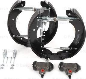 BOSCH 0 204 114 550 - Kit freno, freni a tamburo www.autoricambit.com