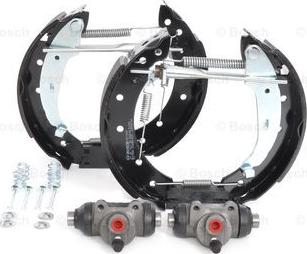 BOSCH 0 204 114 551 - Kit freno, freni a tamburo www.autoricambit.com