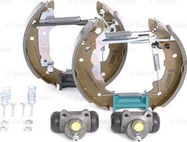 BOSCH 0 204 114 512 - Kit freno, freni a tamburo www.autoricambit.com