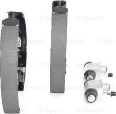 BOSCH 0 204 114 664 - Kit freno, freni a tamburo www.autoricambit.com