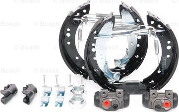 BOSCH 0 204 114 614 - Kit freno, freni a tamburo www.autoricambit.com