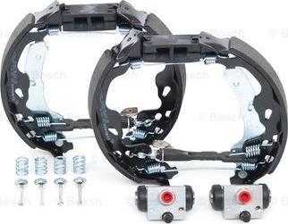 BOSCH 0 204 114 689 - Kit freno, freni a tamburo www.autoricambit.com