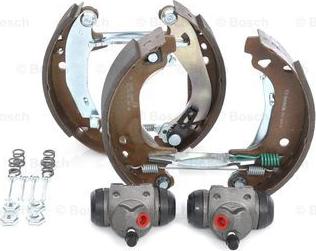 BOSCH 0 204 114 003 - Kit freno, freni a tamburo www.autoricambit.com