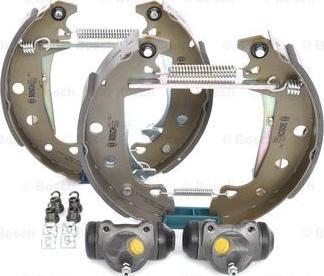 BOSCH 0 204 114 002 - Kit freno, freni a tamburo www.autoricambit.com