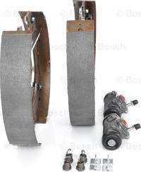 BOSCH 0 204 114 036 - Kit freno, freni a tamburo www.autoricambit.com