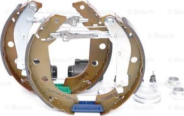 BOSCH 0 204 114 203 - Kit freno, freni a tamburo www.autoricambit.com