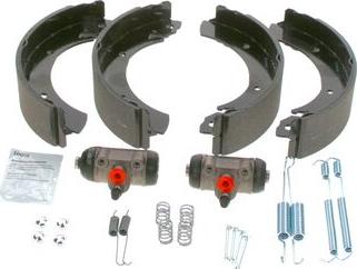 BOSCH 0 204 113 516 - Kit freno, freni a tamburo www.autoricambit.com