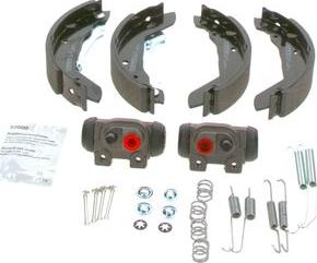 BOSCH 0 204 113 581 - Kit freno, freni a tamburo www.autoricambit.com