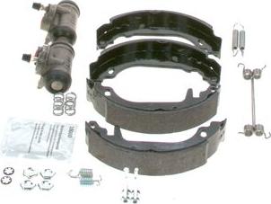 BOSCH 0 204 113 573 - Kit freno, freni a tamburo www.autoricambit.com