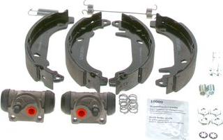 BOSCH 0 204 113 573 - Kit freno, freni a tamburo www.autoricambit.com