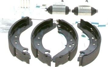 BOSCH 0 204 113 663 - Kit freno, freni a tamburo www.autoricambit.com