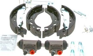 BOSCH 0 204 113 605 - Kit freno, freni a tamburo www.autoricambit.com