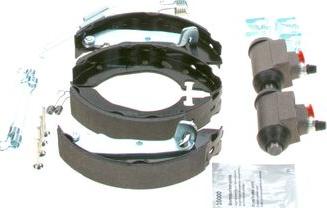 BOSCH 0 204 113 605 - Kit freno, freni a tamburo www.autoricambit.com