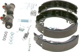 BOSCH 0 204 113 688 - Kit freno, freni a tamburo www.autoricambit.com