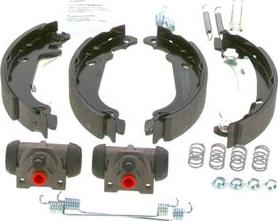 BOSCH 0 204 113 634 - Kit freno, freni a tamburo www.autoricambit.com